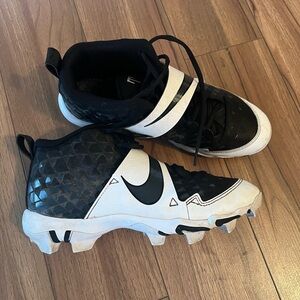 Nike Youth Baseball Cleats